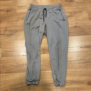 Under Armour Light Gray Athletic Pants (Adult Large)